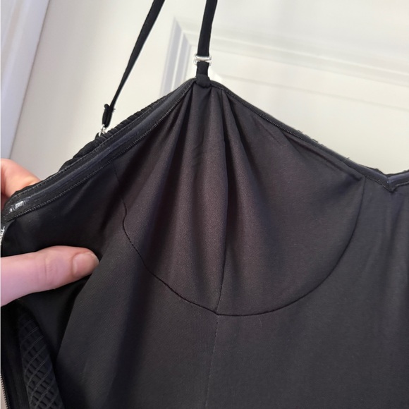 NWOT LULU’S Mini Dress Black Skater Sweet Kiss Pleated Bustier Strappy Dress L - Picture 9 of 10